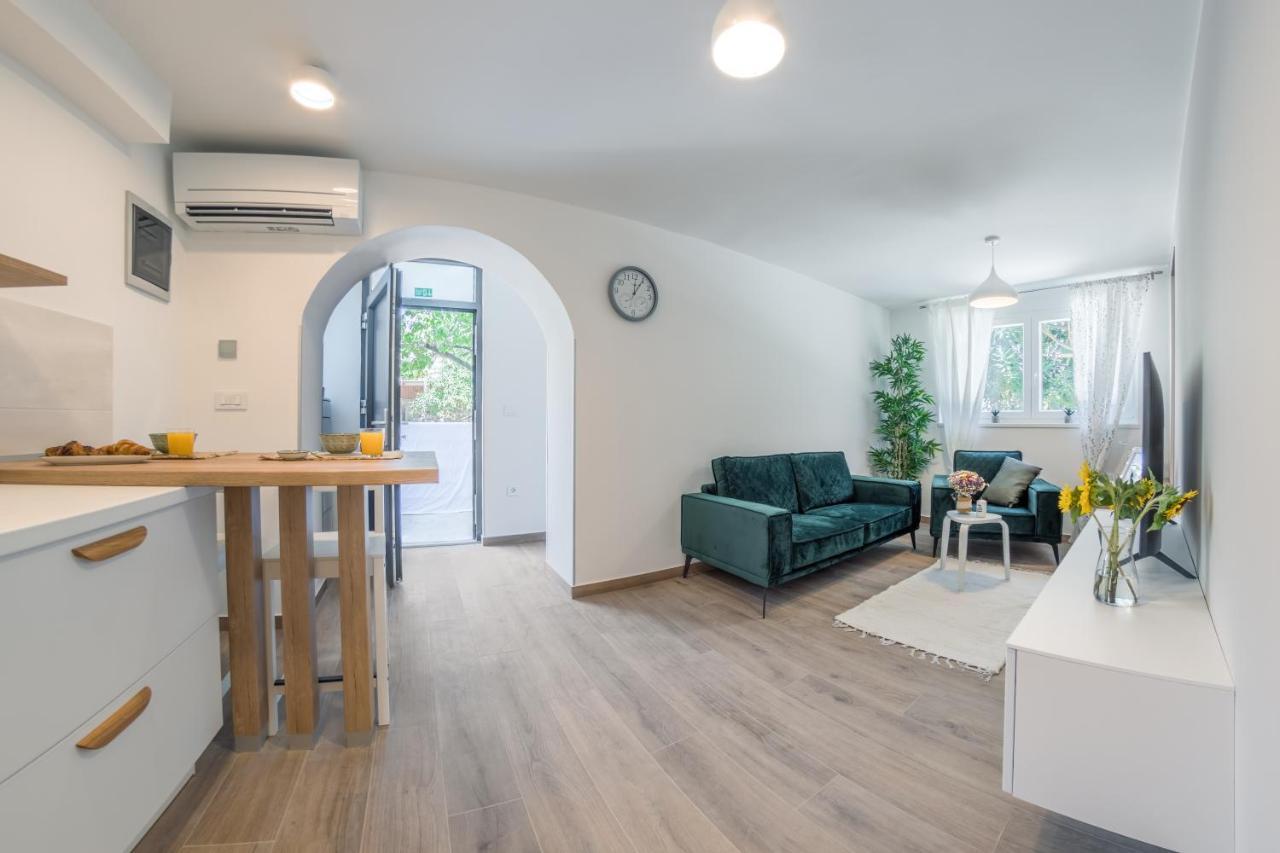 Apartment Norah With Private Parking Пула Екстериор снимка