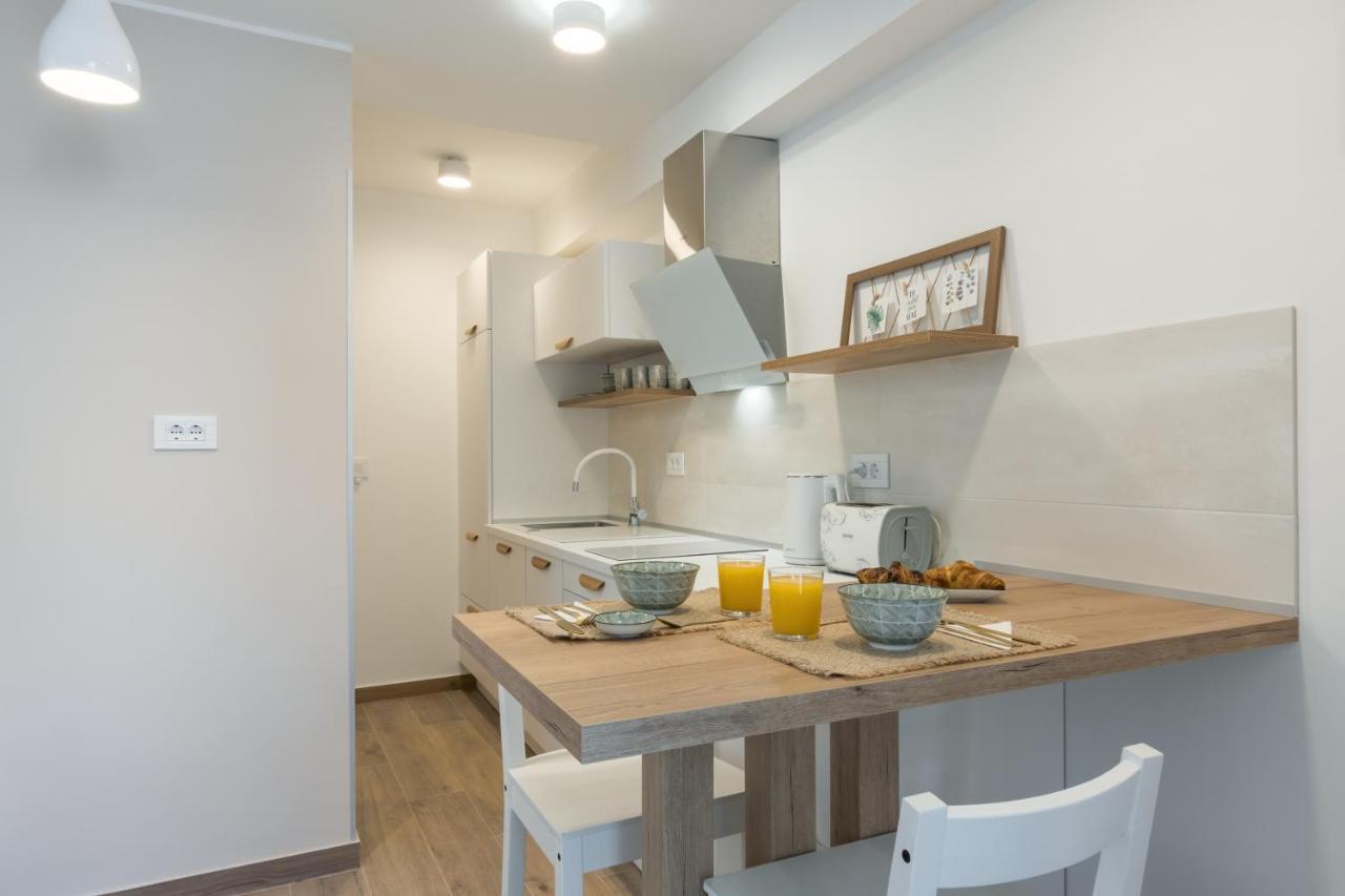 Apartment Norah With Private Parking Пула Екстериор снимка