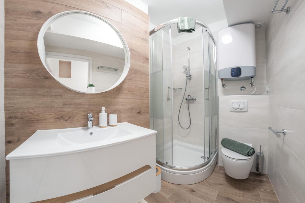 Apartment Norah With Private Parking Пула Екстериор снимка