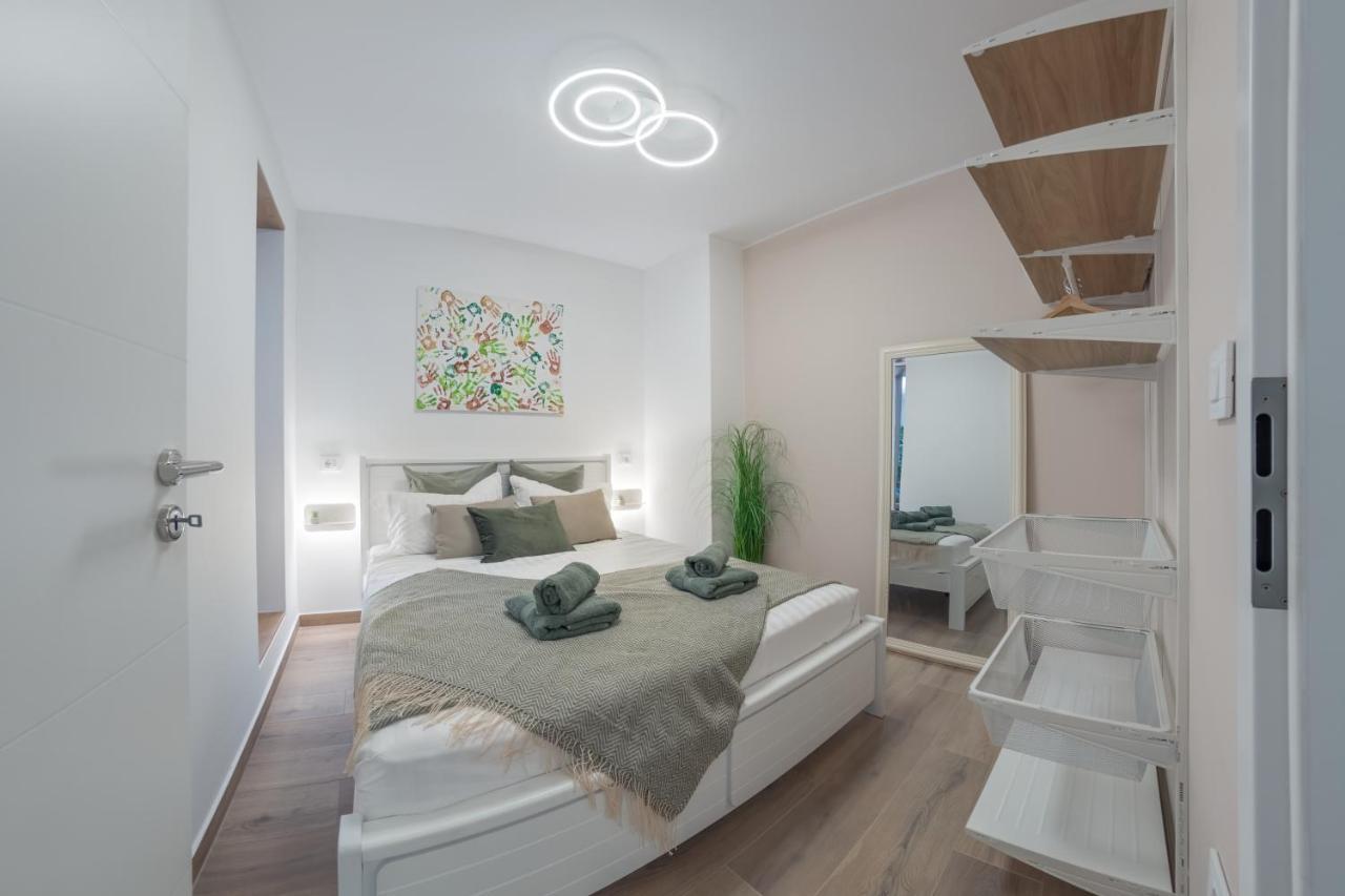 Apartment Norah With Private Parking Пула Екстериор снимка
